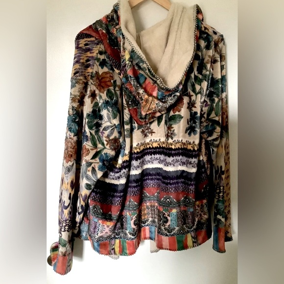 NWT Johnny Was Sherpa Hoodie Jacket Very Unique and Colorful Size XLarge - Picture 10 of 16